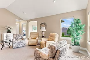 1229 Waterwalk Dr, Holland, MI 49423 - Photo 6