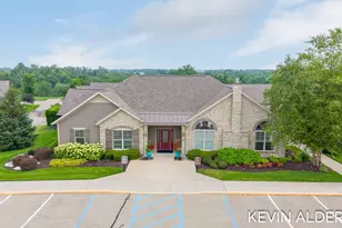 1229 Waterwalk Dr, Holland, MI 49423 - Photo 62