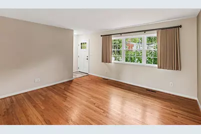 2004 Suffolk Avenue, Ann Arbor, MI 48103 - Photo 4