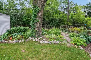 2004 Suffolk Ave, Ann Arbor, MI 48103 - Photo 24