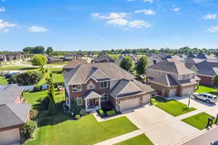 26574 Bronx Dr, Chesterfield, MI 48051 - Photo 2