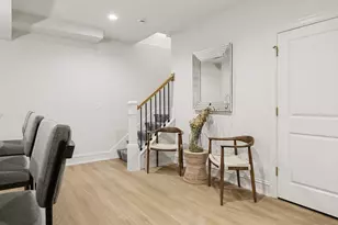 484 Park St, Birmingham, MI 48009 - Photo 76