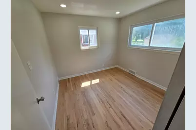 29215 Badelt Street, Westland, MI 48185 - Photo 14