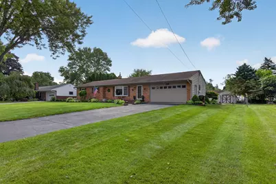 4857 Fleetwood Lane, Jackson, MI 49201 - Photo 2