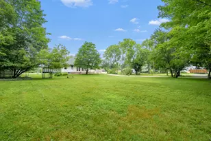 650 N Kalamazoo St, Paw Paw, MI 49079 - Photo 38
