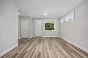 417 Fuller Ave SE, Grand Rapids, MI 49506 - Photo 4