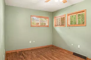249 S 20th Street S, Battle Creek, MI 49015 - Photo 12