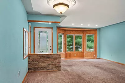 249 S 20th Street S, Battle Creek, MI 49015 - Photo 4