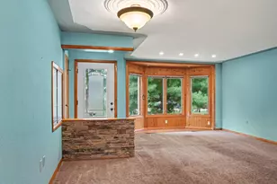 249 S 20th Street S, Battle Creek, MI 49015 - Photo 4