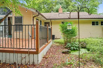249 S 20th Street S, Battle Creek, MI 49015 - Photo 18