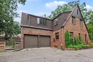 903 Briarcliff Rd, Jackson, MI 49203 - Photo 2