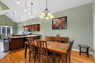 626 Swan River Dr, Benton Harbor, MI 49022 - Photo 14