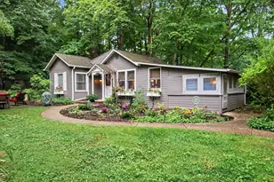 963 Allegan St, Saugatuck, MI 49453 - Photo 2