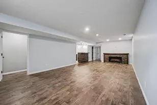 8165 Black Forest Dr, Portage, MI 49002 - Photo 16