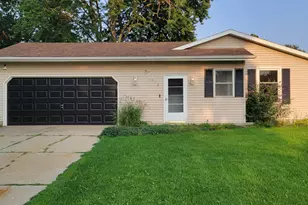 512 Faircrest Ave NW, Grand Rapids, MI 49534 - Photo 32