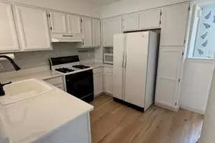 43580 Yorkville Dr, Canton, MI 48188 - Photo 12