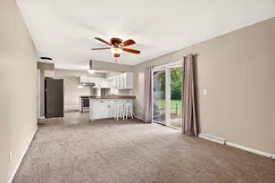 1553 Kipling Ct, Saint Joseph, MI 49085 - Photo 6
