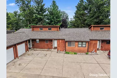 228 S Wall Street #2, Zeeland, MI 49464 - Photo 2