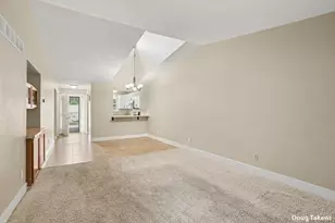 228 S Wall St, Zeeland, MI 49464 - Photo 14