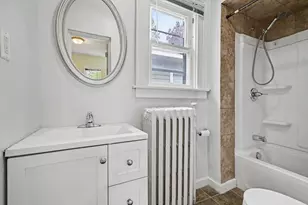 831 Second St NW, Grand Rapids, MI 49504 - Photo 16