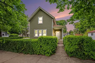 831 Second St NW, Grand Rapids, MI 49504 - Photo 2