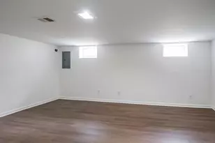 1015 Merrill Ave SW, Grand Rapids, MI 49503 - Photo 16