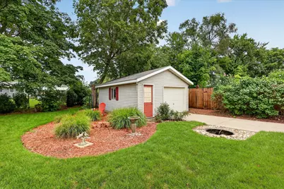 1055 Elmwood Drive, Jenison, MI 49428 - Photo 4