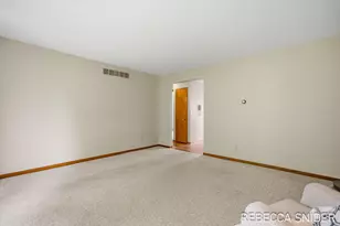5692 Leisure S Dr SE, Grand Rapids, MI 49548 - Photo 16