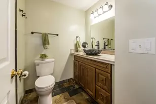 1550 Oakfield Dr, Ann Arbor, MI 48108 - Photo 22