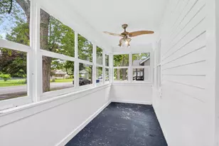 712 Fenimore Ave, Kalamazoo, MI 49048 - Photo 2