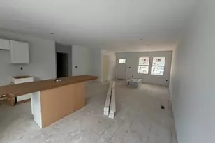 367 E Forest Ave, Muskegon, MI 49442 - Photo 2