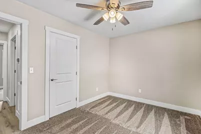 367 E Forest Avenue, Muskegon, MI 49442 - Photo 16