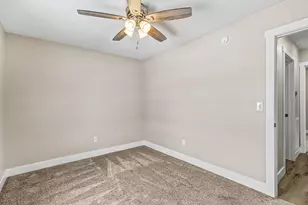 367 E Forest Ave, Muskegon, MI 49442 - Photo 12