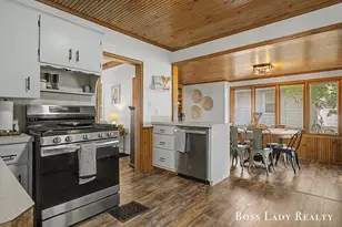 3242 Wilson Ave SW, Grandville, MI 49418 - Photo 16