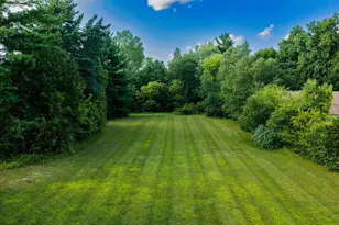 951 E Square Lake, Troy, MI 48085 - Photo 2