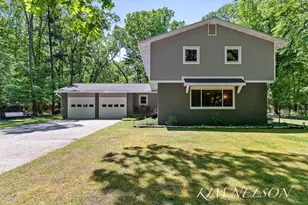 7211 McFall Cir, Montague, MI 49437 - Photo 8