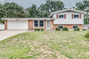 231 Beachfield Dr, Battle Creek, MI 49015 - Photo 1
