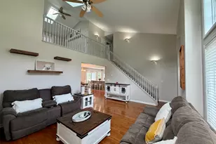 119 Kings Ct, Battle Creek, MI 49015 - Photo 2