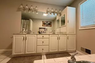 119 Kings Ct, Battle Creek, MI 49015 - Photo 32