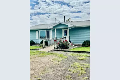 305 N Paul Street, Dowagiac, MI 49047 - Photo 2