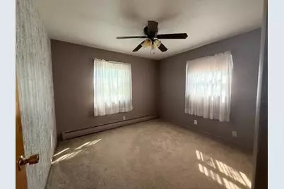 306 W Beryl Street, Scottville, MI 49454 - Photo 16
