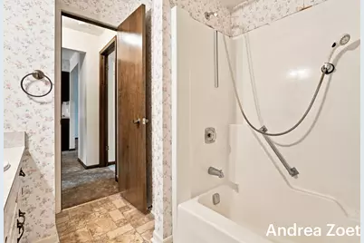 5773 Leisure South Drive SE, Kentwood, MI 49548 - Photo 22