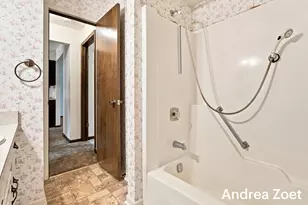 5773 Leisure S Dr SE, Kentwood, MI 49548 - Photo 22