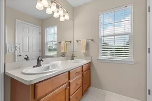 1338 Coach House Ln, South Lyon, MI 48178 - Photo 36