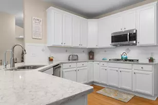 1338 Coach House Ln, South Lyon, MI 48178 - Photo 26