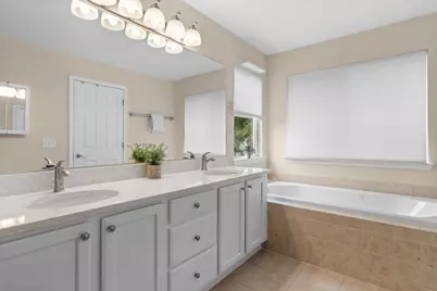 1338 Coach House Lane, South Lyon, MI 48178 - Photo 4