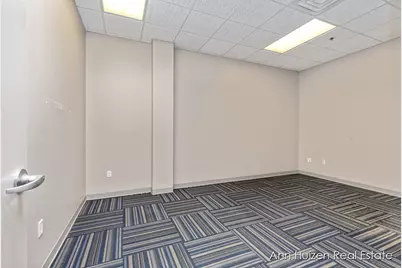 8516 Homestead Drive, Zeeland, MI 49464 - Photo 8