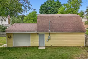 220 W Pere Marquette St, Big Rapids, MI 49307 - Photo 30