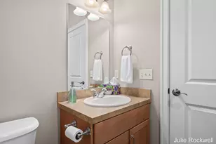 4730 Sundial Dr NE, Grand Rapids, MI 49525 - Photo 16