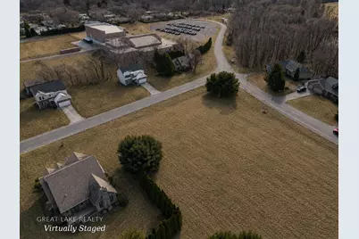 573 Wittenberg Path, Saint Joseph, MI 49085 - Photo 8